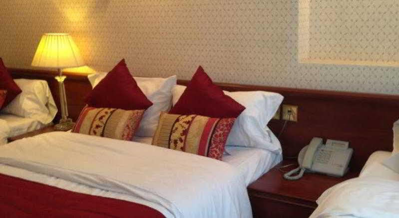 Avon Hotel Λονδίνο Εξωτερικό φωτογραφία